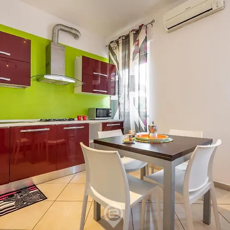 Anna'S Apartment - Great Location * Iglesias